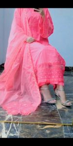 Casual embroidery on shirt's front size Duppta all over embroidered Patches design on sleeves and duppta 3PCS Artical Size measurement Chest :20 Shirt length :45 Stuff lawn Trouser length :40 Stuff lawn Duppta stuff organza All sizes Available