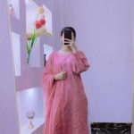Most elegant colour Shirt's front side and sleeves are embroidered Full duppta embroidered 3PCS Artical Size measurement Chest :20 Shirt length :40 Stuff lawn Trouser length :40 Stuff lawn Duppta stuff pure All sizes Available