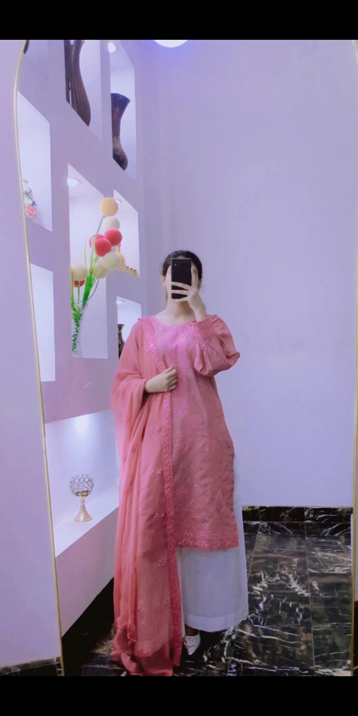 Most elegant colour Shirt's front side and sleeves are embroidered Full duppta embroidered 3PCS Artical Size measurement Chest :20 Shirt length :40 Stuff lawn Trouser length :40 Stuff lawn Duppta stuff pure All sizes Available